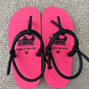 Tiddies brand flip flops (unisex M = 7-8 men/7-9 women)